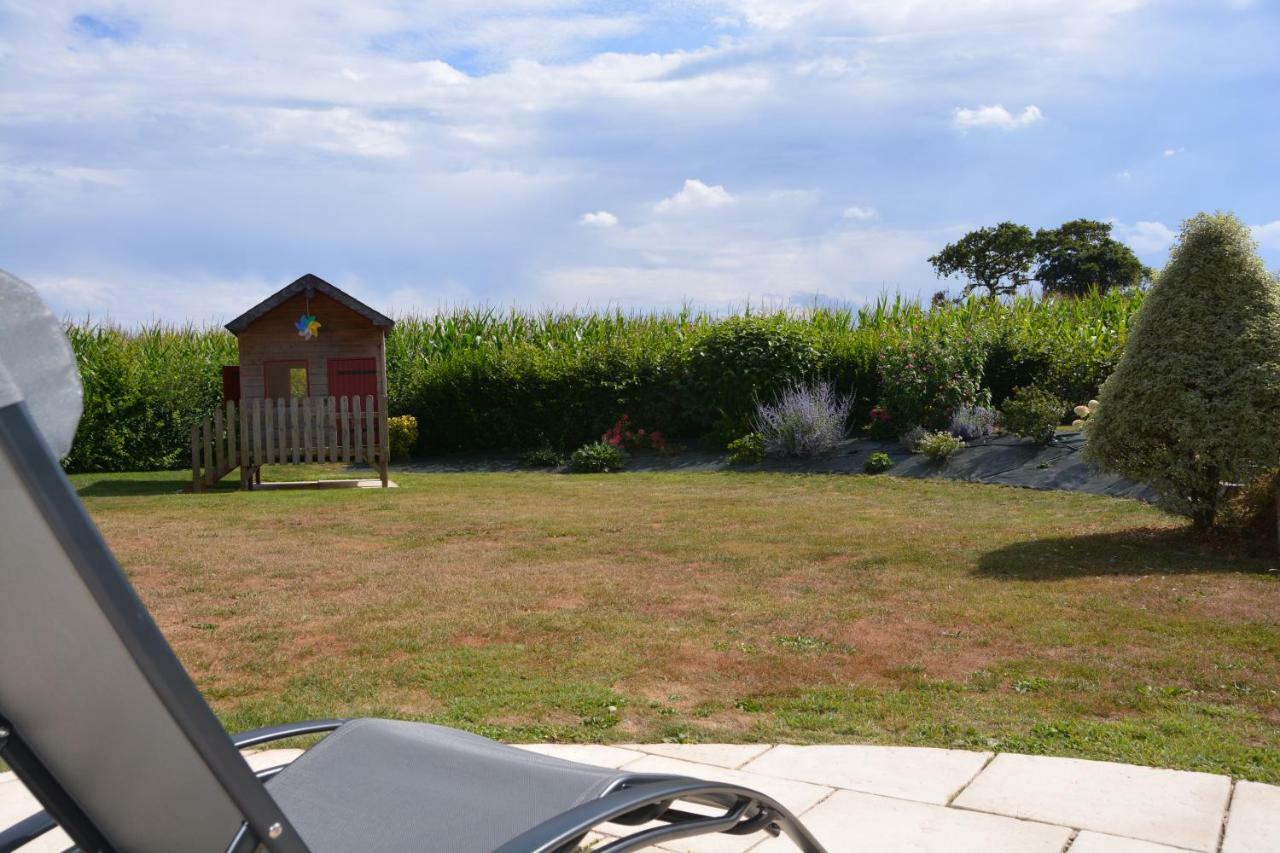 Gite La Motte Vesly Exterior foto